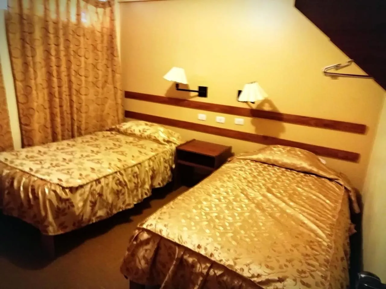 Drinks, Bed in Conquista Cusco