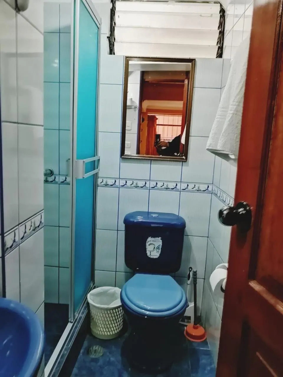 Bathroom in Conquista Cusco