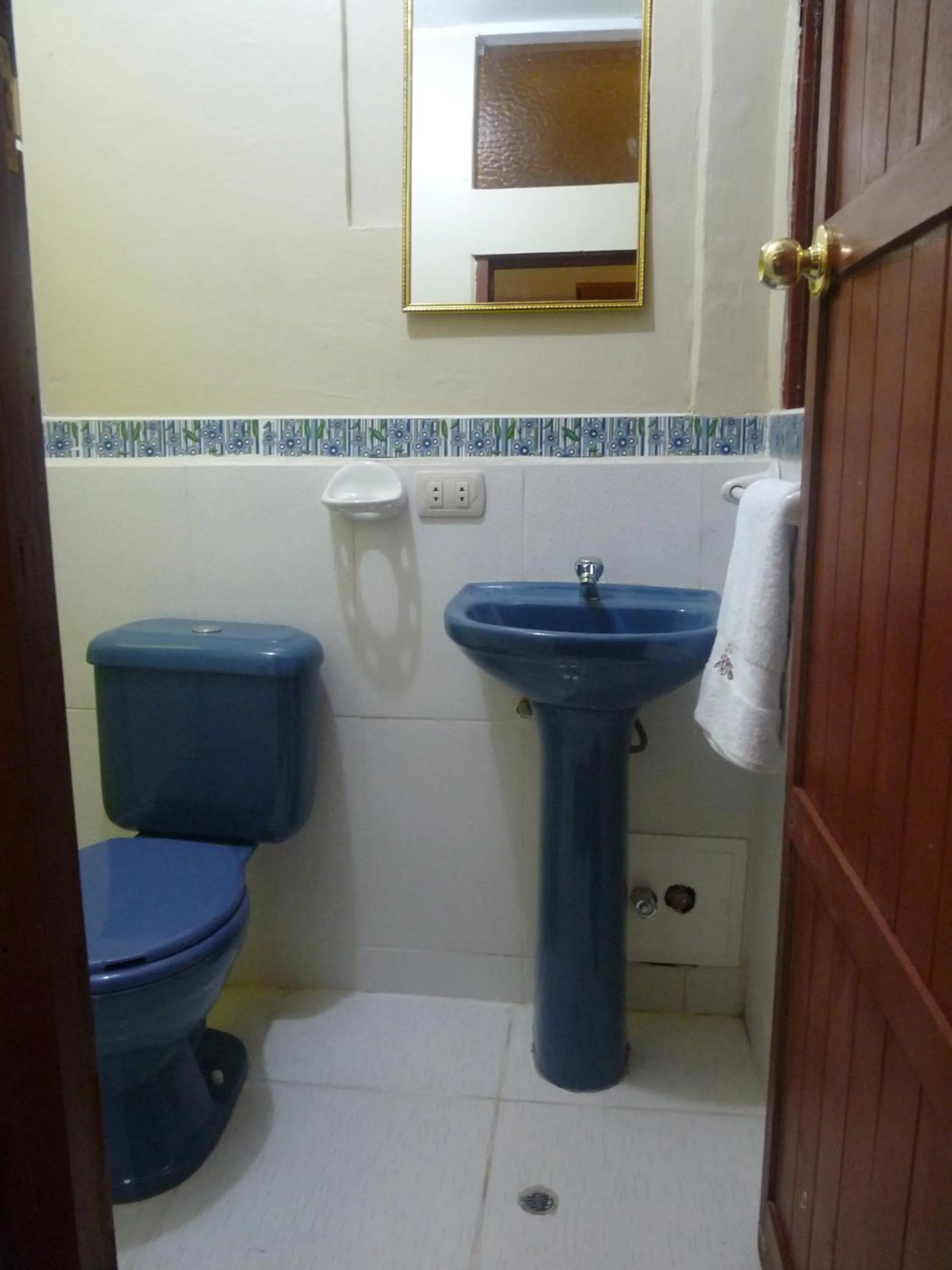 Shower in Conquista Cusco