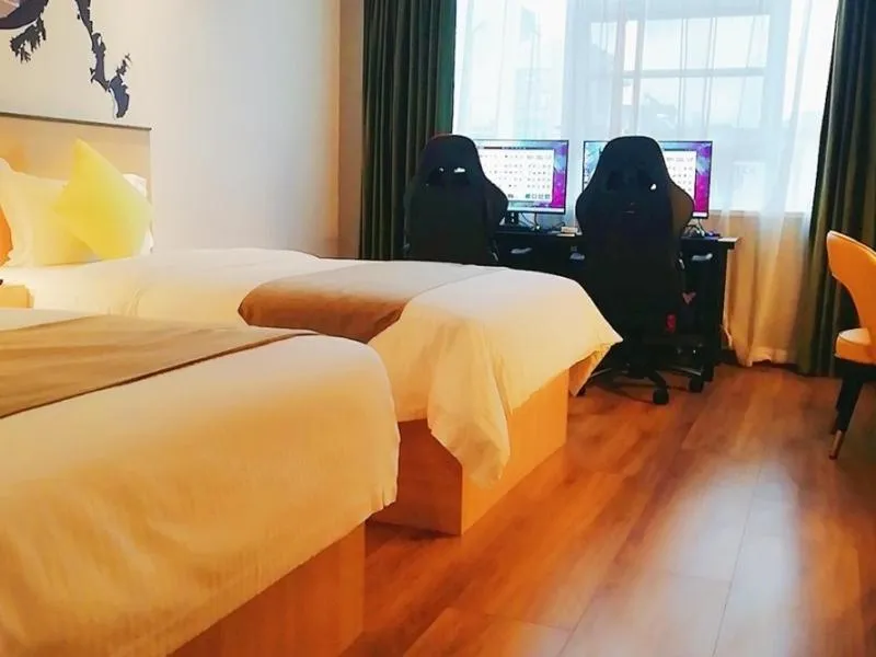 Bed in Vatica Huanggang Luotian County City Square Hotel