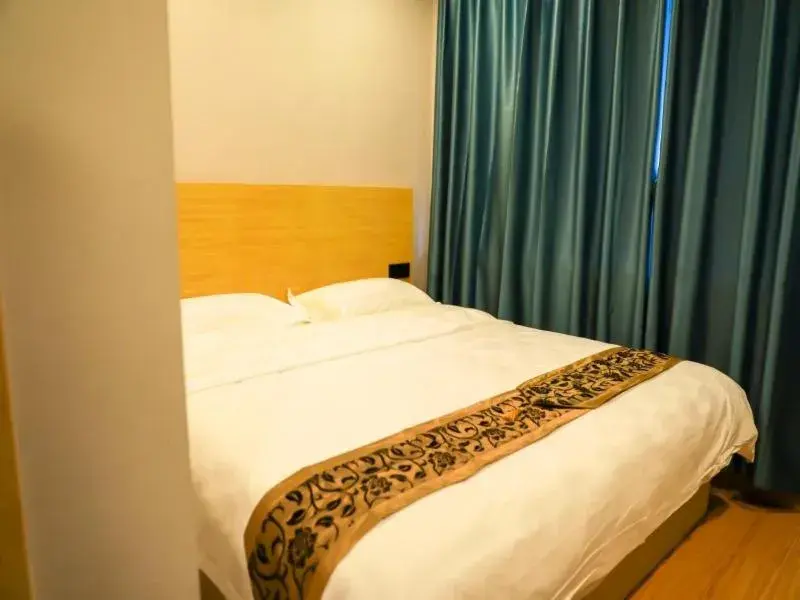 Shell Inner Mongolia Wulanhaote Xing'an Street Department Store Hotel Shell Inner Mongolia Wulanhaote Xing'an Street Department Store Hotel