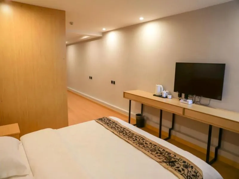 Shell Inner Mongolia Wulanhaote Xing'an Street Department Store Hotel