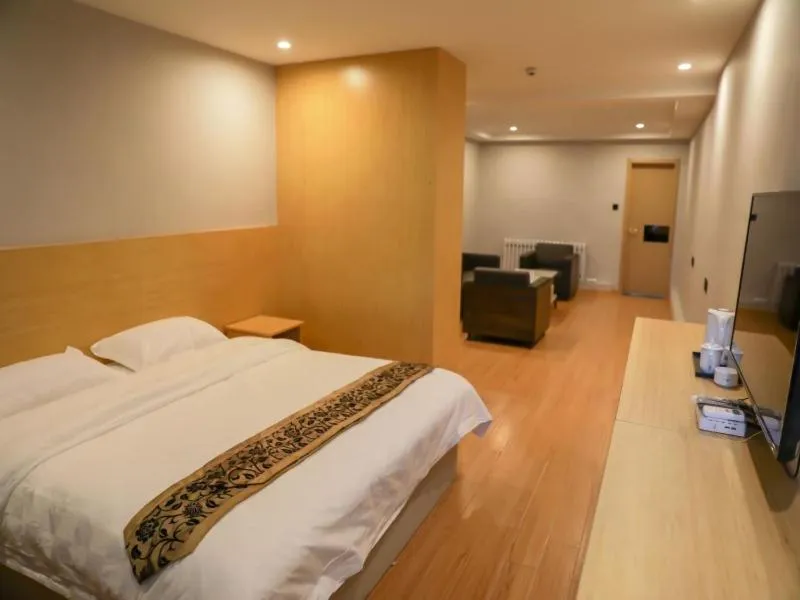 Shell Inner Mongolia Wulanhaote Xing'an Street Department Store Hotel