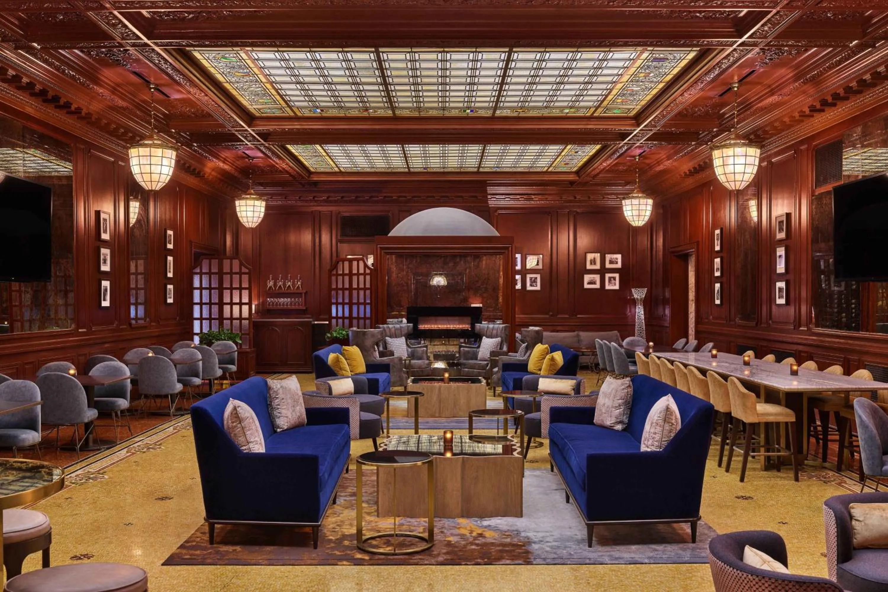 Lounge or bar in Palace Hotel, a Luxury Collection Hotel, San Francisco