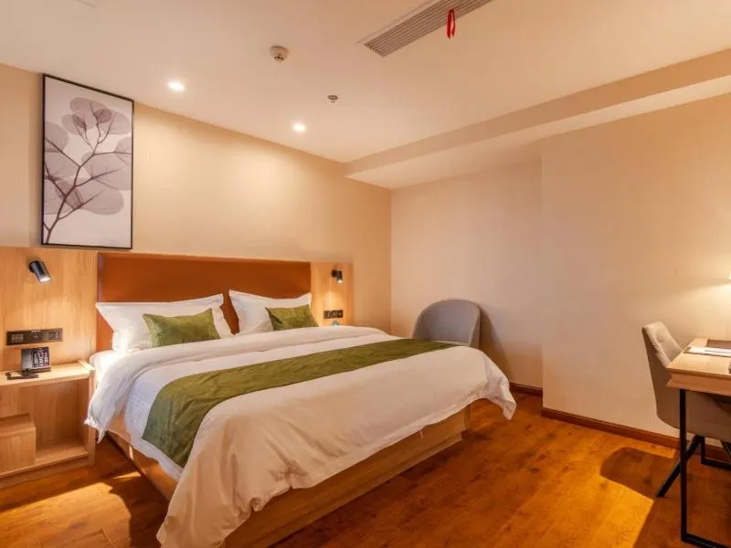 Bed in GreenTree Inn Hefei Changjiang West Road Zhenxing Road Subway Station Jiaqiao Yueshan International Business Hotel