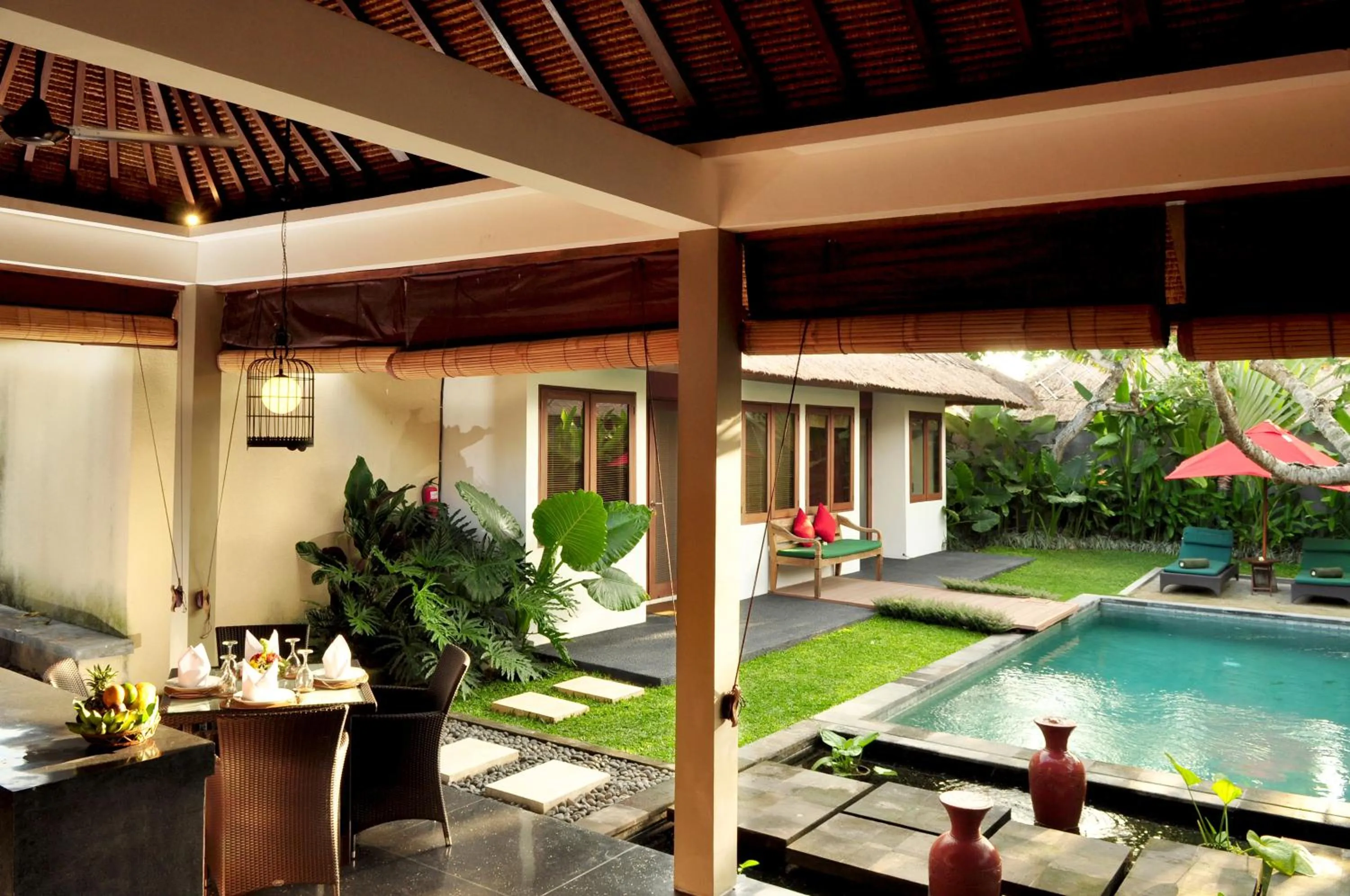 Dining area in Imani Villas