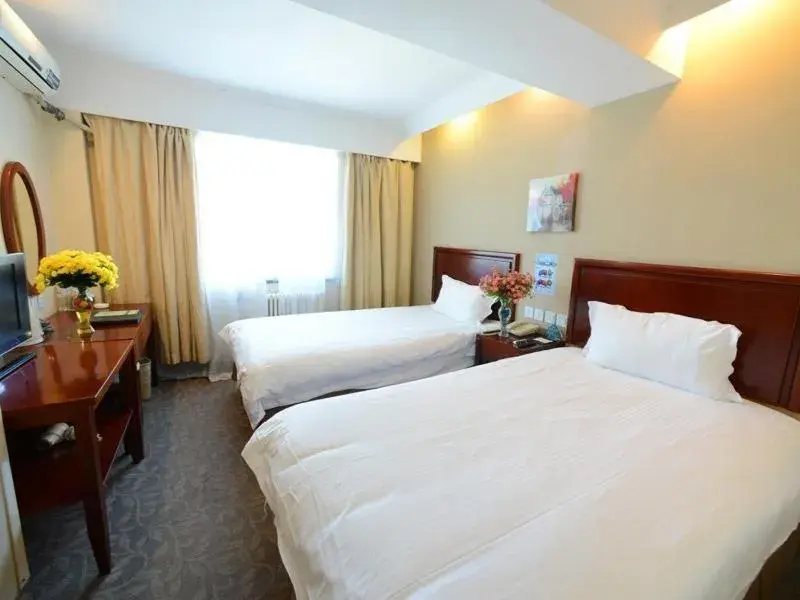 Bed in GreenTree Inn Puyang Hualong District Zhongyuan Road Hotel Bed in GreenTree Inn Puyang Hualong District Zhongyuan Road Hotel