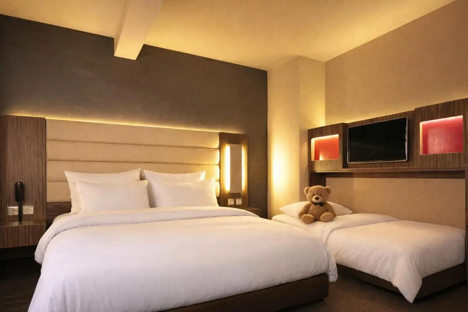 Bed in Hôtel de Brienne Bed in Hôtel de Brienne