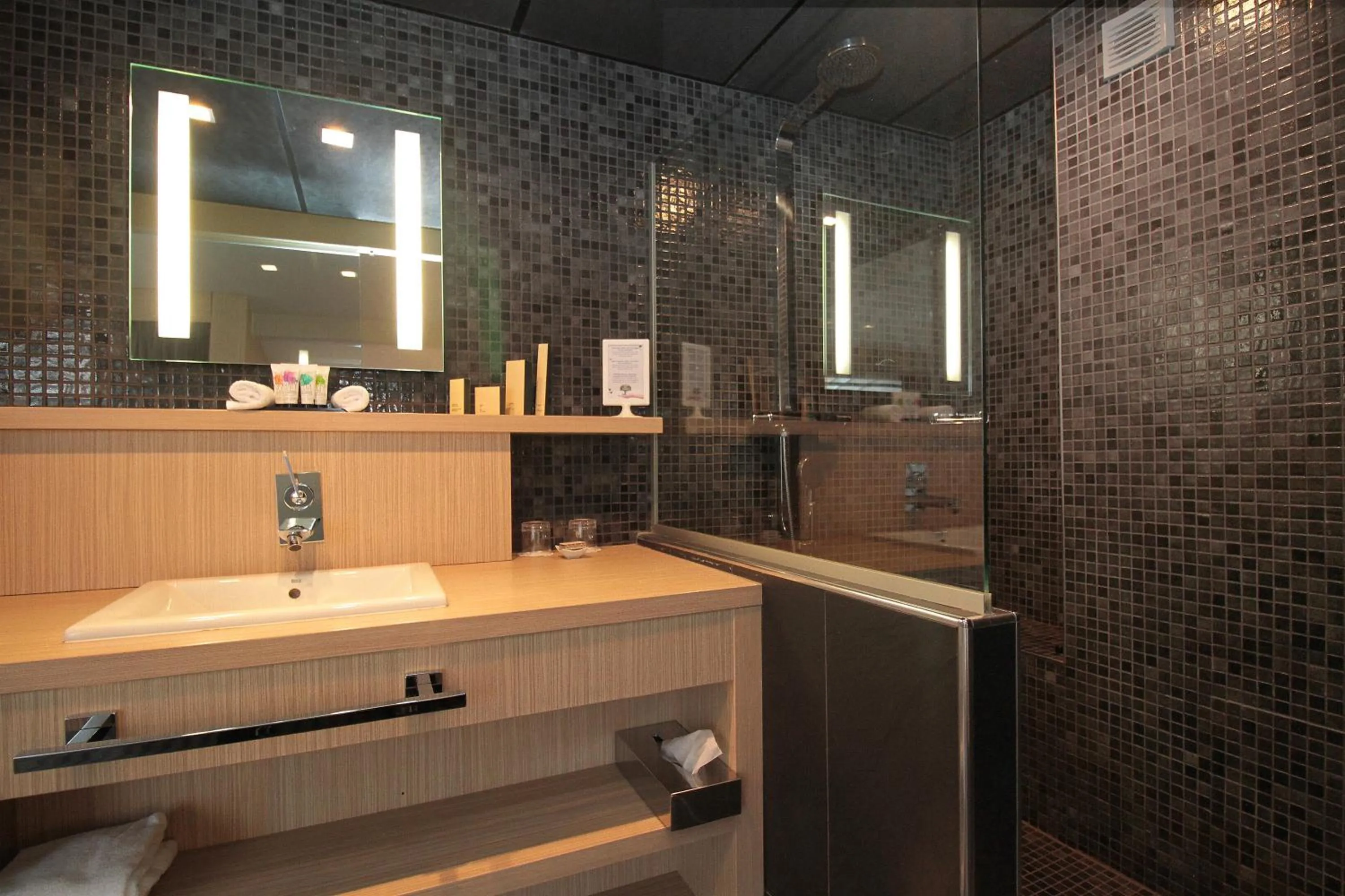 Bathroom in Hôtel de Brienne