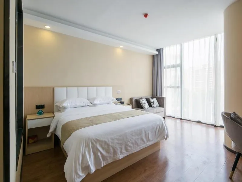 Bed in GreenTree Qindao Chengyang Zhengyang Middle Road Wanda Hotel