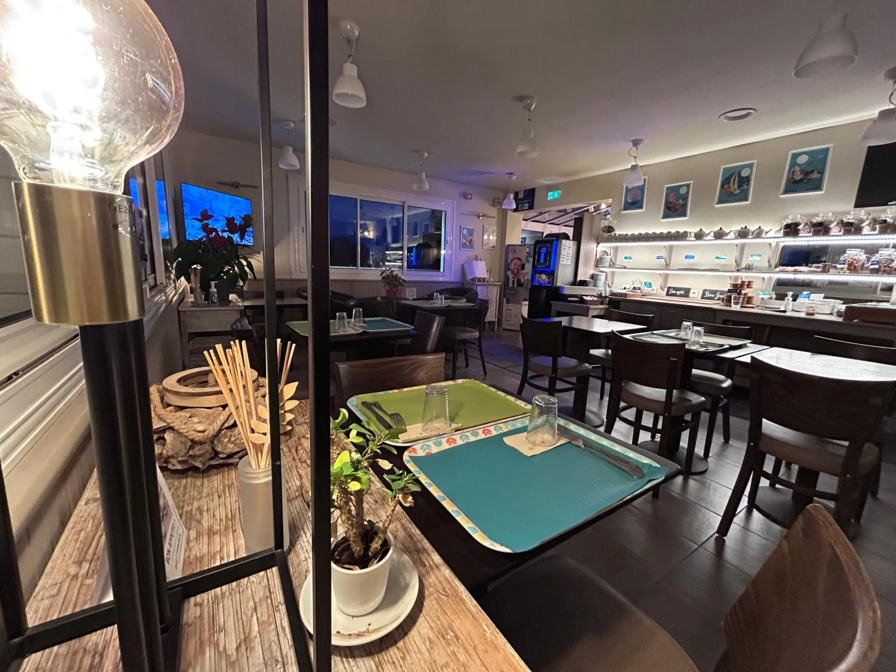 Restaurant/places to eat in BRIT HOTEL Lannion-Perros Guirec