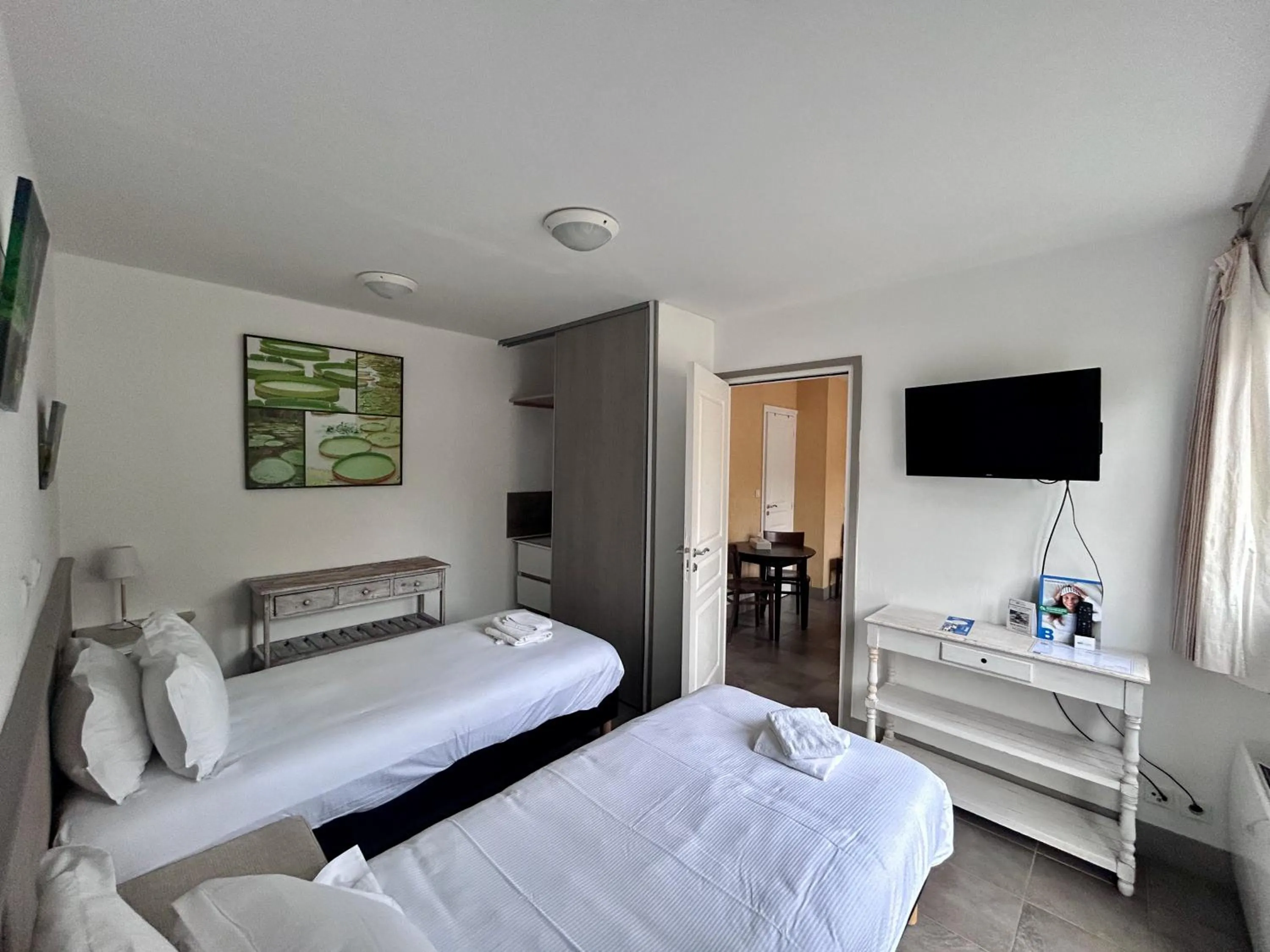 Bed in BRIT HOTEL Lannion-Perros Guirec