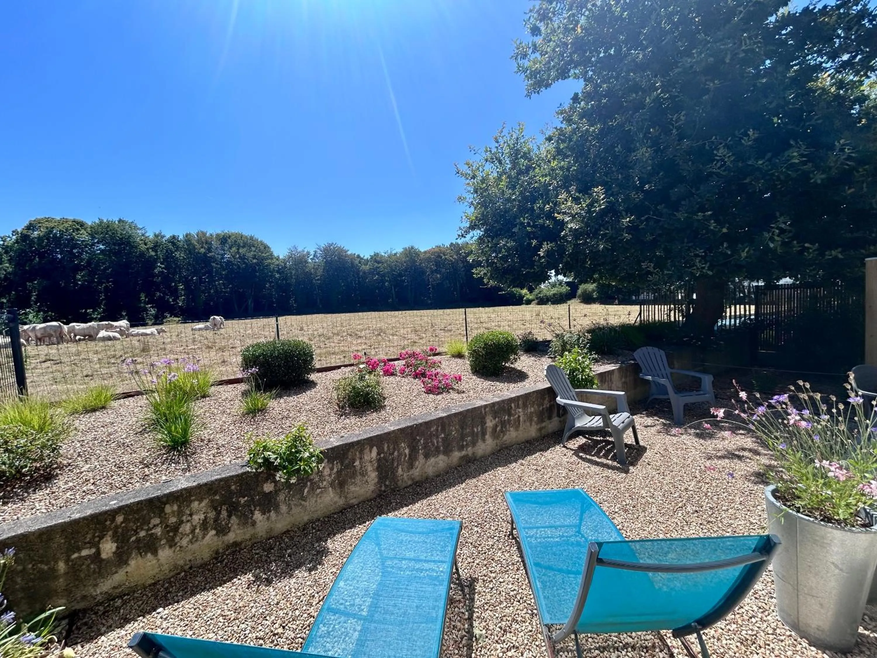 Day in BRIT HOTEL Lannion-Perros Guirec