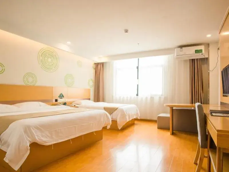 Bed in GreenTree Inn Zaozhuang Taierzhuang Ancient City Tourist Service Center Business Hotel Bed in GreenTree Inn Zaozhuang Taierzhuang Ancient City Tourist Service Center Business Hotel