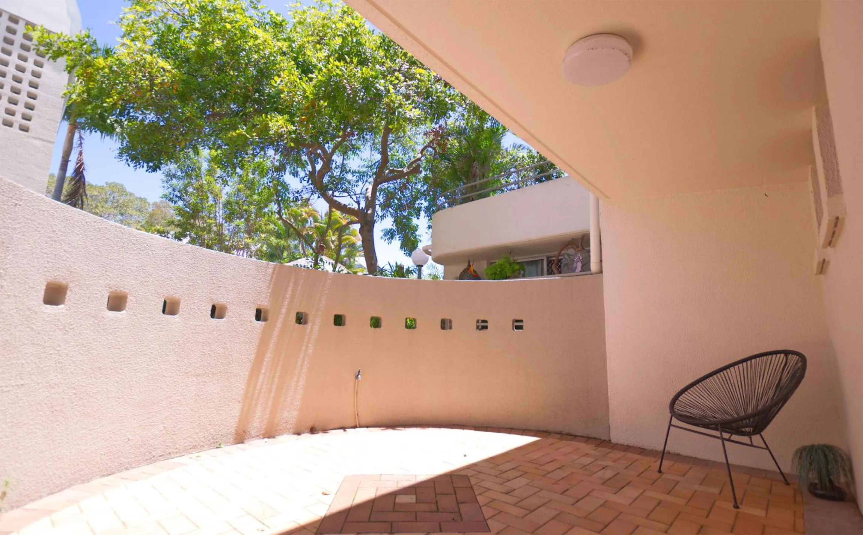 Patio in Raintrees Moffat Beach