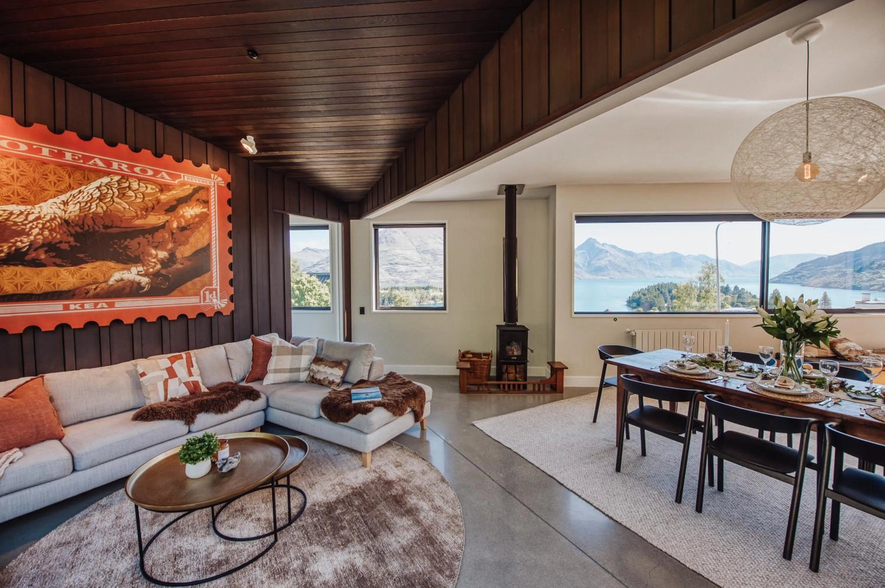 Award-Winning Modern Retreat with Hot Tub & Views