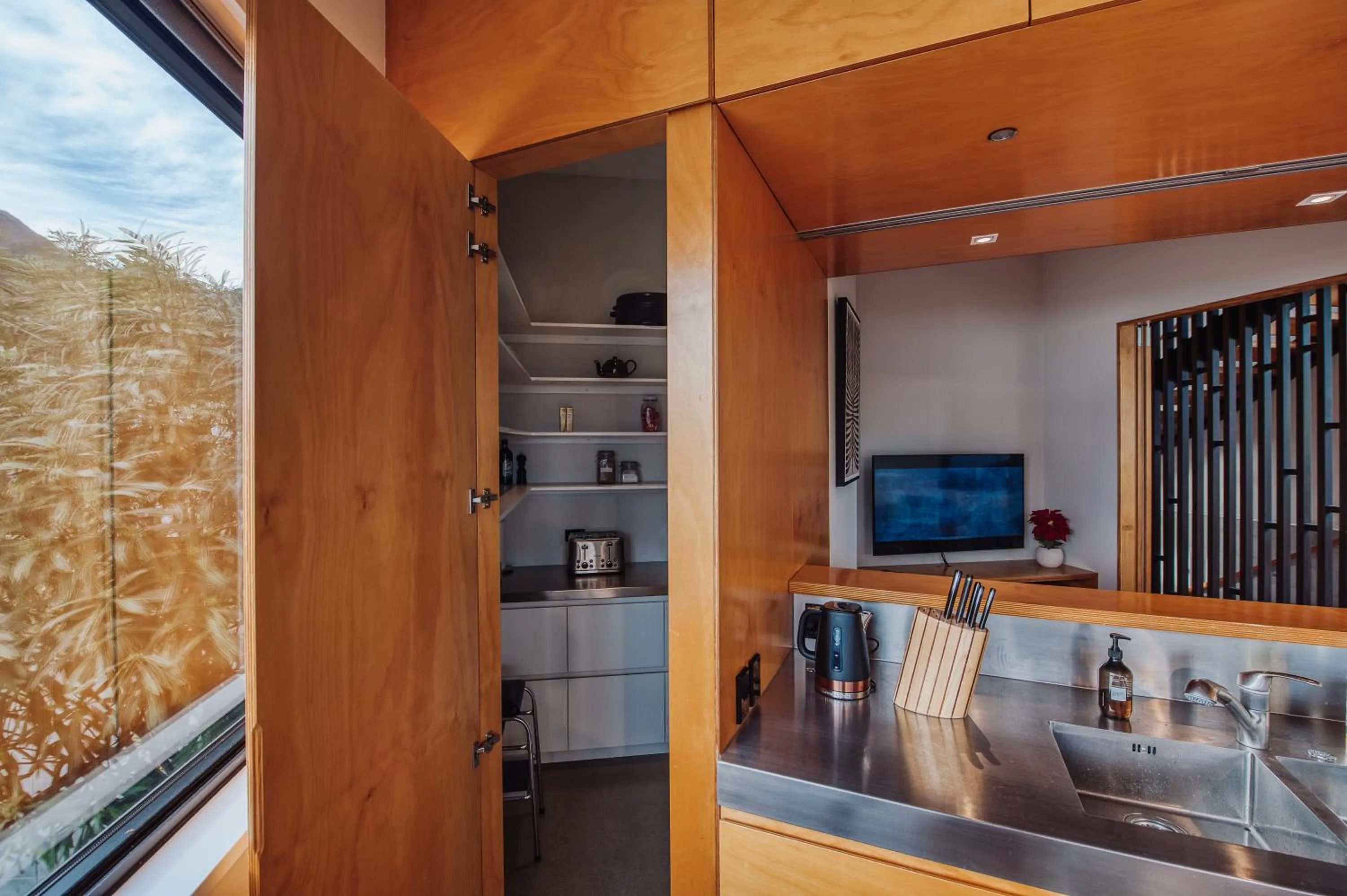 Award-Winning Modern Retreat with Hot Tub & Views