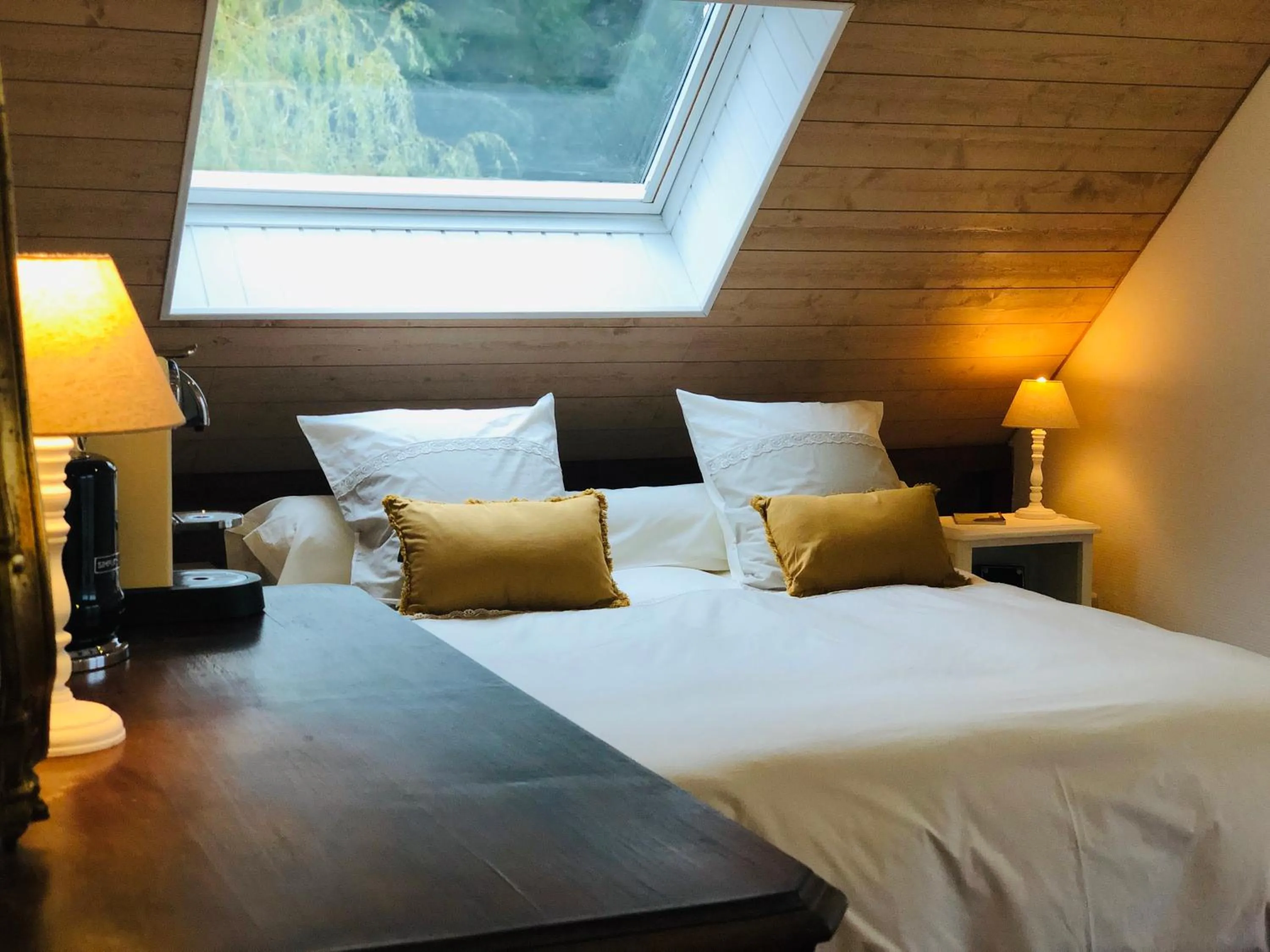 Bedroom, Bed in La Maison d'Ange