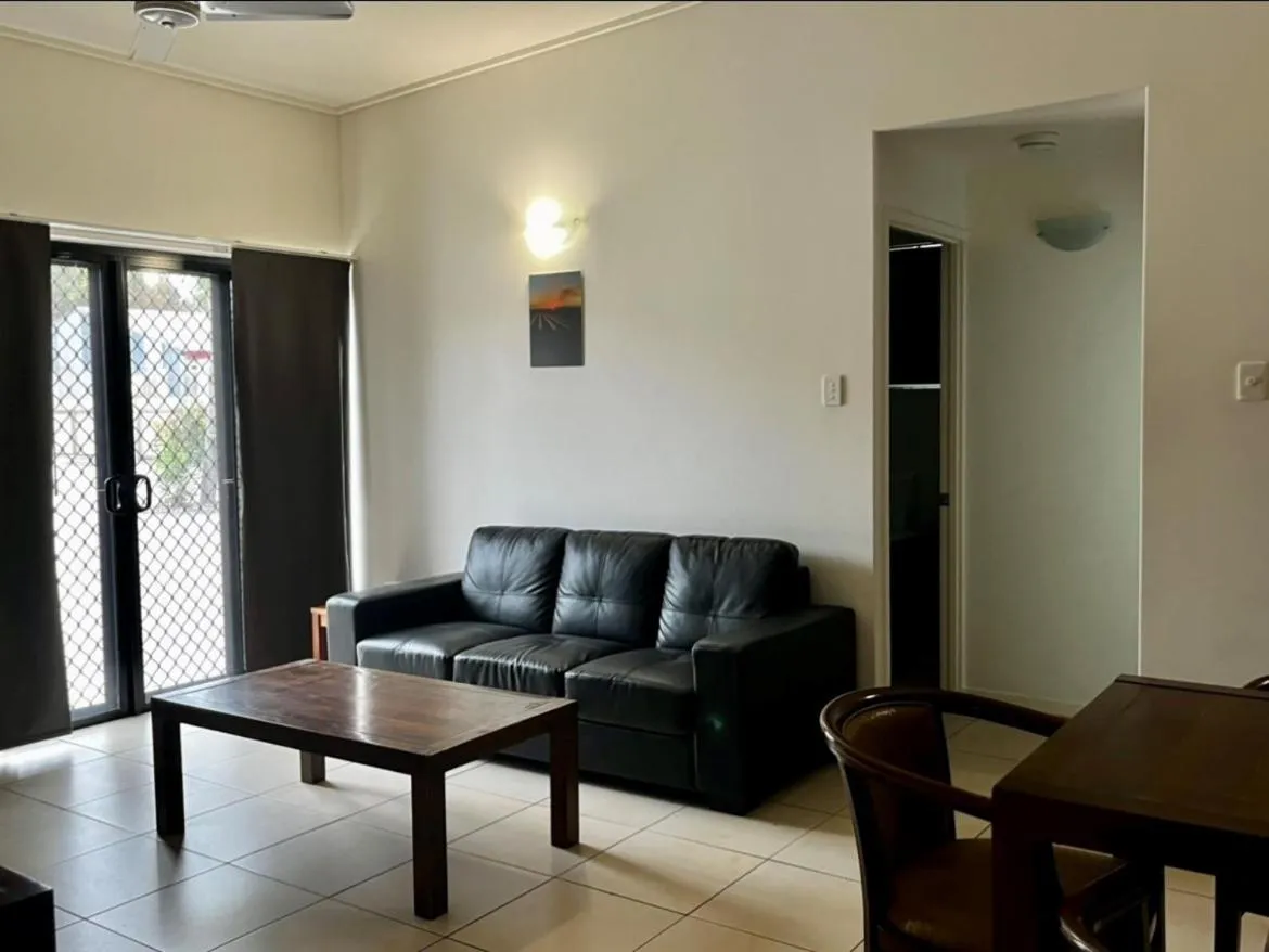 Living room in Ayr Traveller's Motel