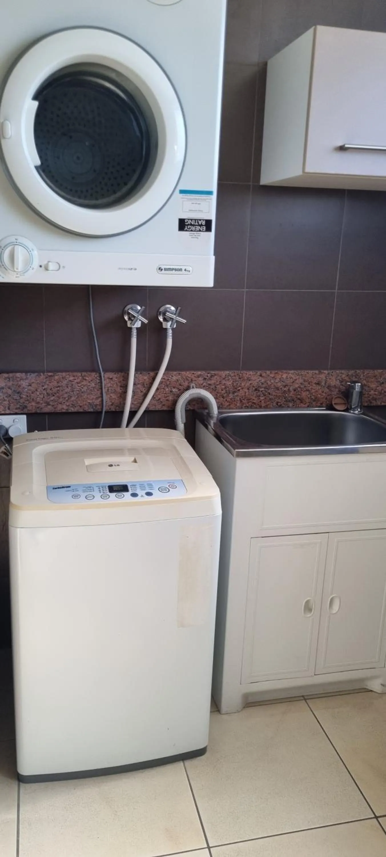 laundry in Ayr Traveller's Motel