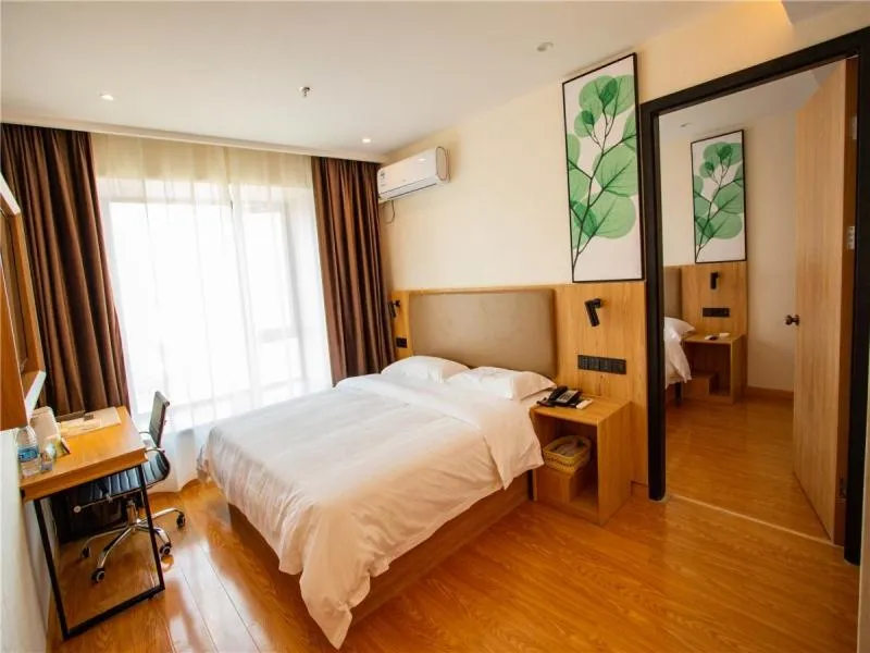 Bed in GreenTree Inn Qinzhou Qinzhou East Railway Station Hotel