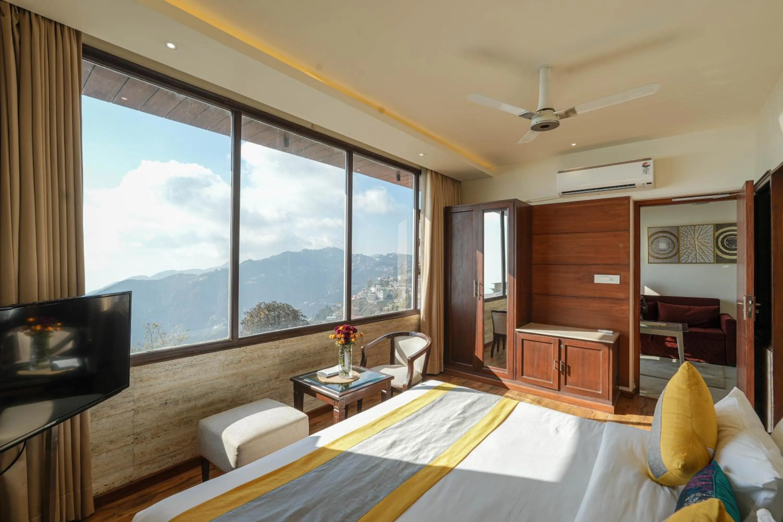 Bed in Vaydantaa - Luxury Boutique Hotel Mussoorie