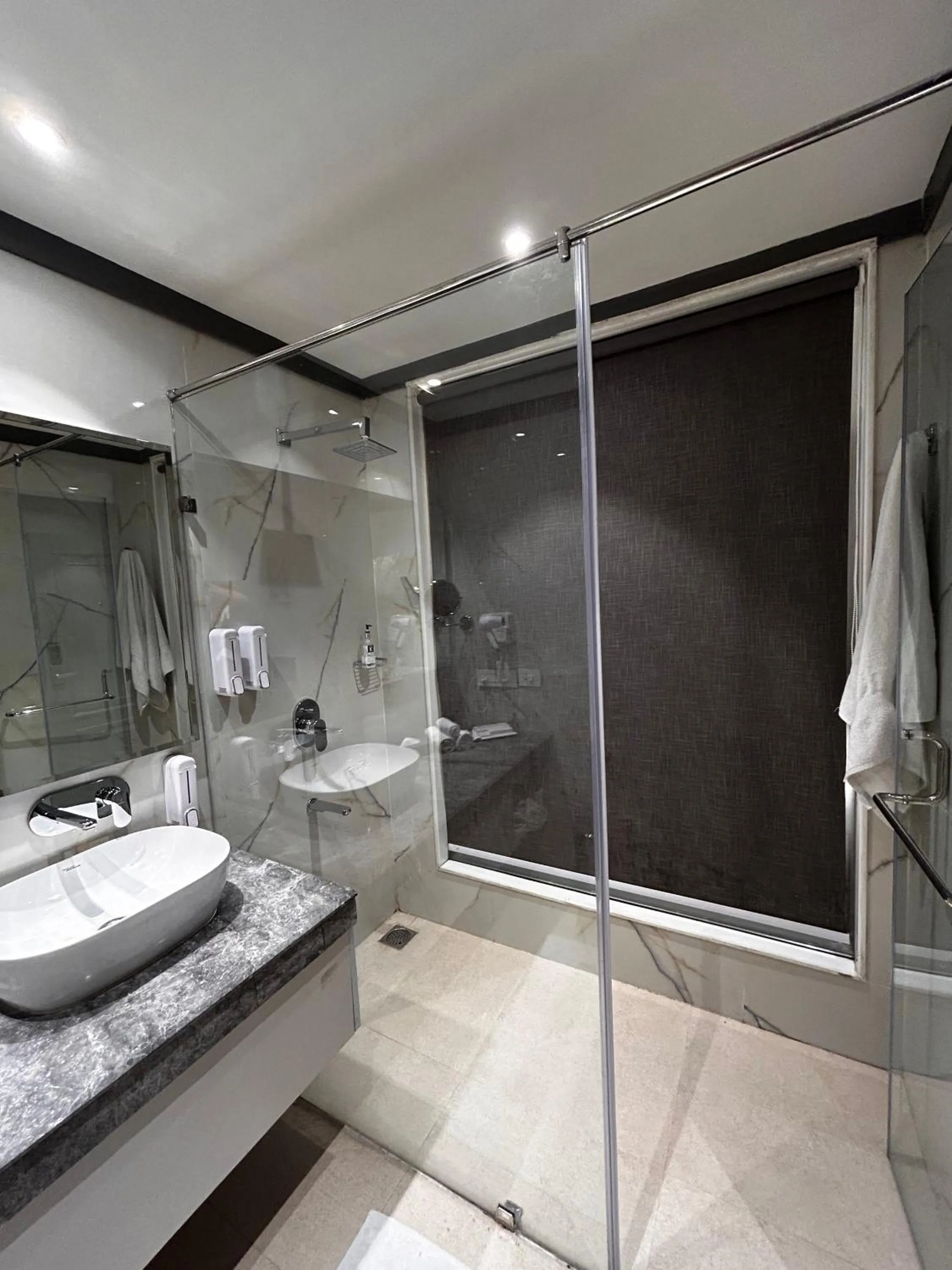 Shower in Vaydantaa - Luxury Boutique Hotel Mussoorie