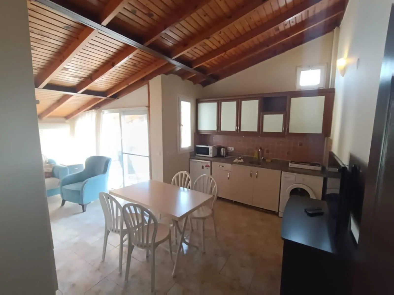 Kitchen or kitchenette in Dove Apart Hotel