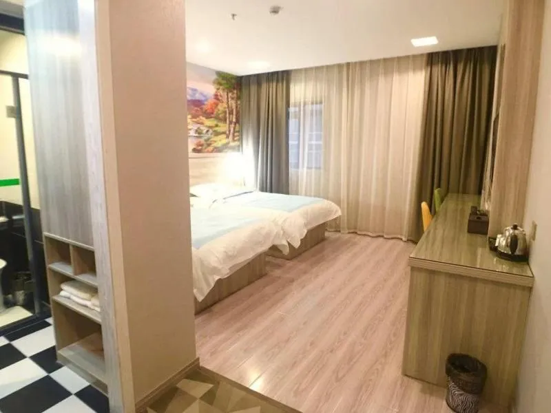 Shell Nanjing Yuhuatai DistrictMeishan Town Wanghai Pedestrian Street Hotel