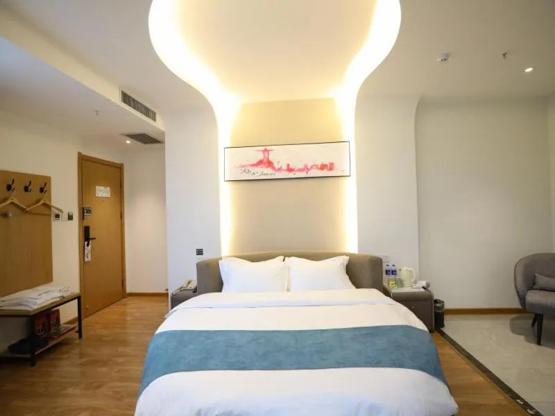 Bed in Shell Xinzheng Airport Port Huaxia Avenue Hotel