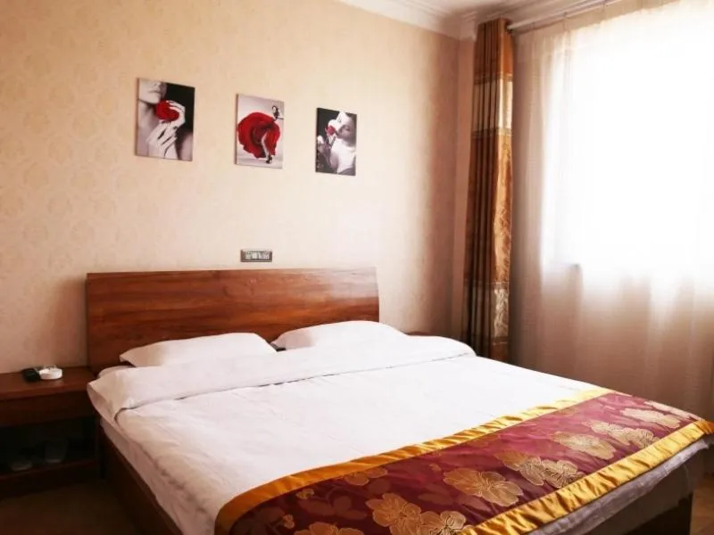 Shell Jinzhong Pingyao Ancient City East Gate Hotel