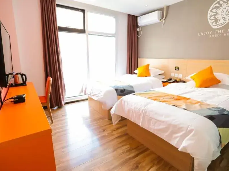 Bed in Shell Zhangjiakou City Qiaodong District Ginza Hotel Bed in Shell Zhangjiakou City Qiaodong District Ginza Hotel