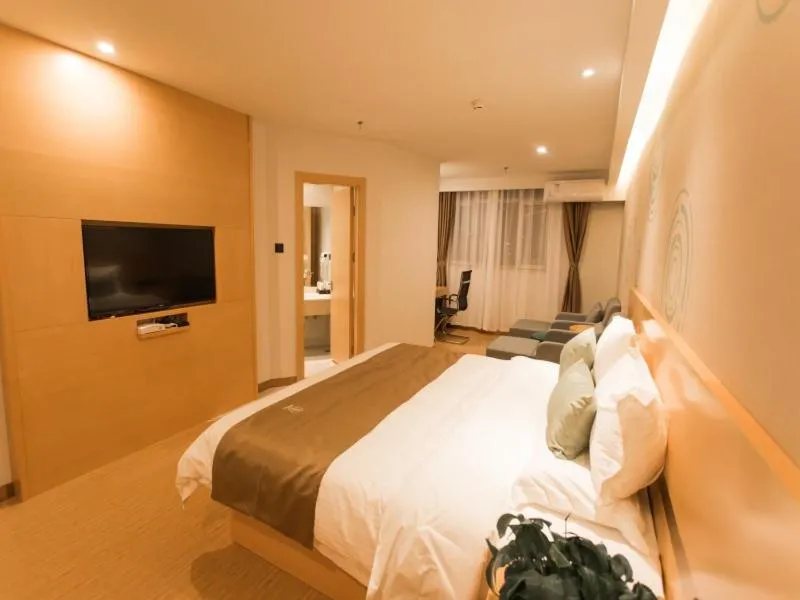 Bed in GreenTree InnZhangjiakou High-speed Railway Station Business Hotel