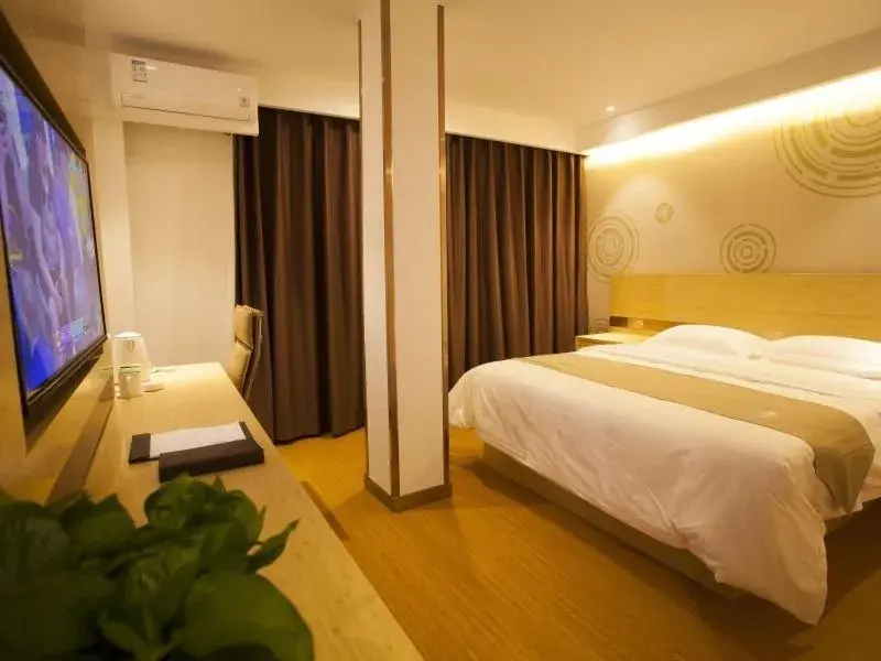 Bed in GreenTree Inn Zhangjiakou City Chicheng County Xiacheng Avenue Oriental Yijing Express Hotel Bed in GreenTree Inn Zhangjiakou City Chicheng County Xiacheng Avenue Oriental Yijing Express Hotel