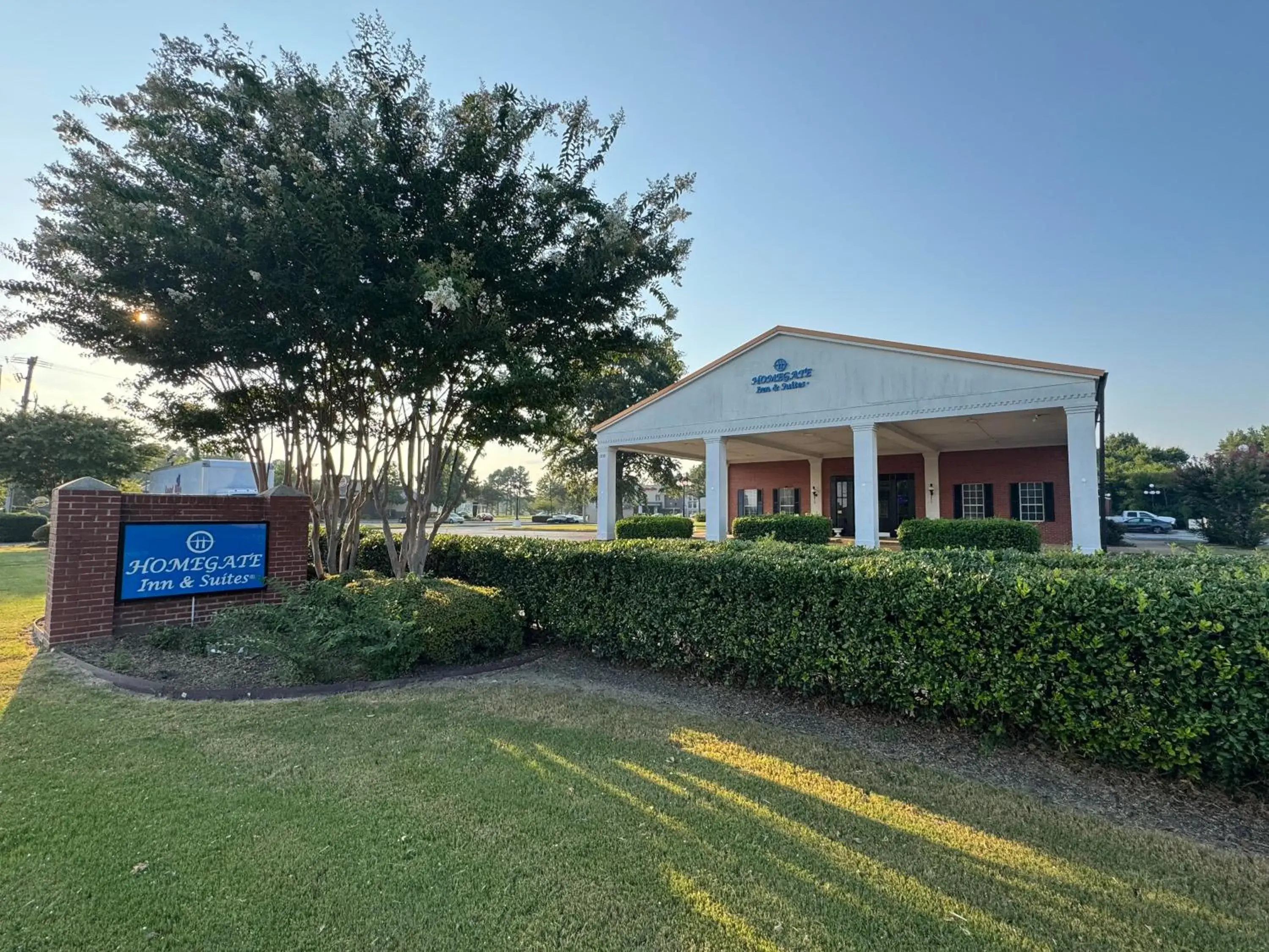 Homegate Inn And Suites Homegate Inn And Suites