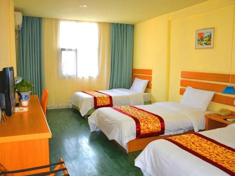 Bed in Shell Xinyu City Railway Station Plaza Hotel