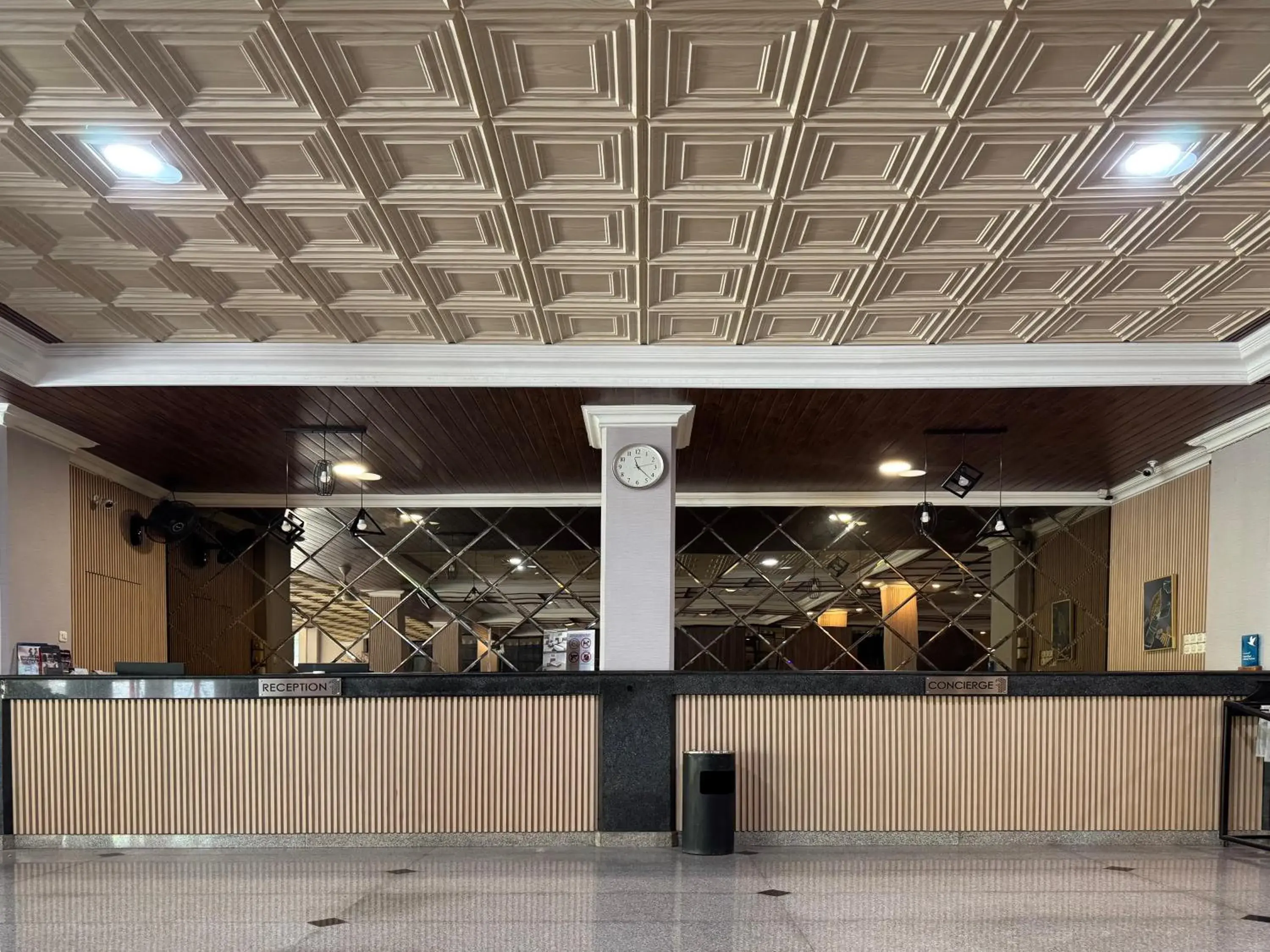 Lobby or reception in Hotel Sinar 1 Lobby or reception in Hotel Sinar 1