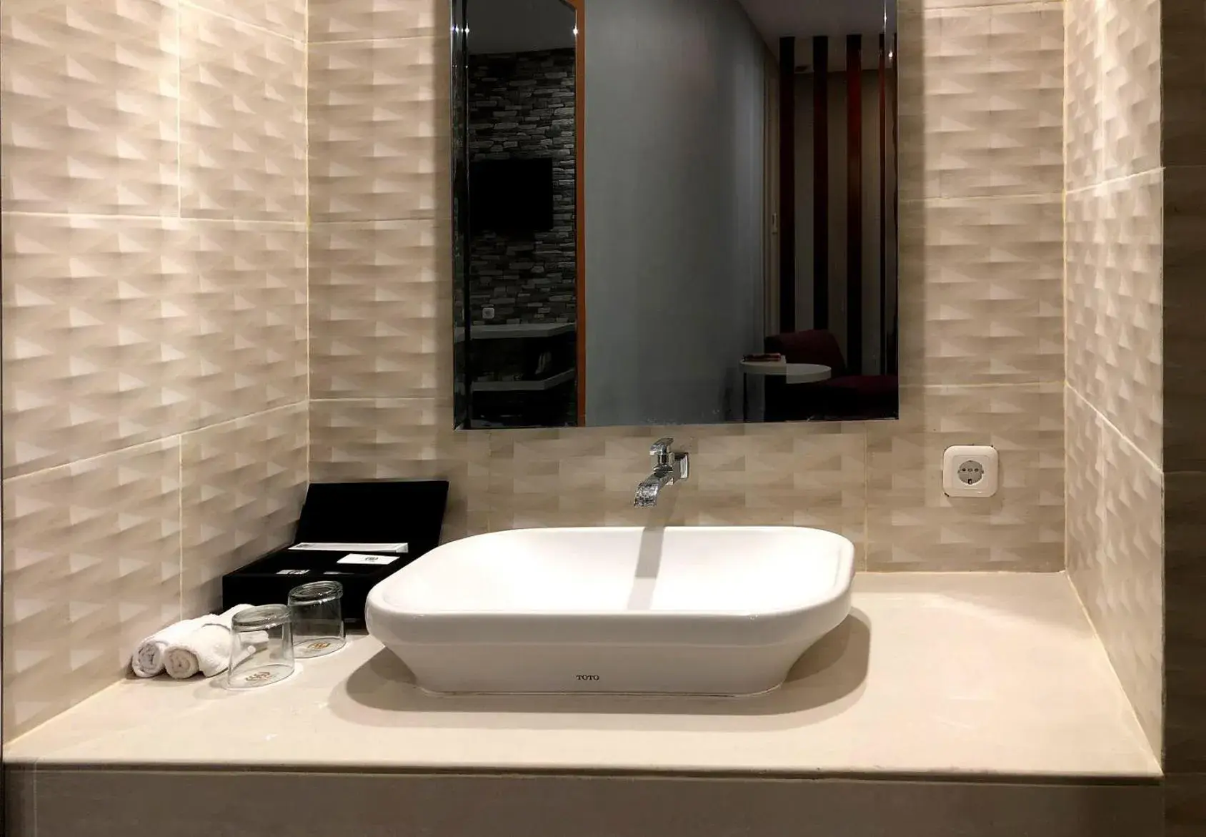 Bathroom in Hotel Sinar 1