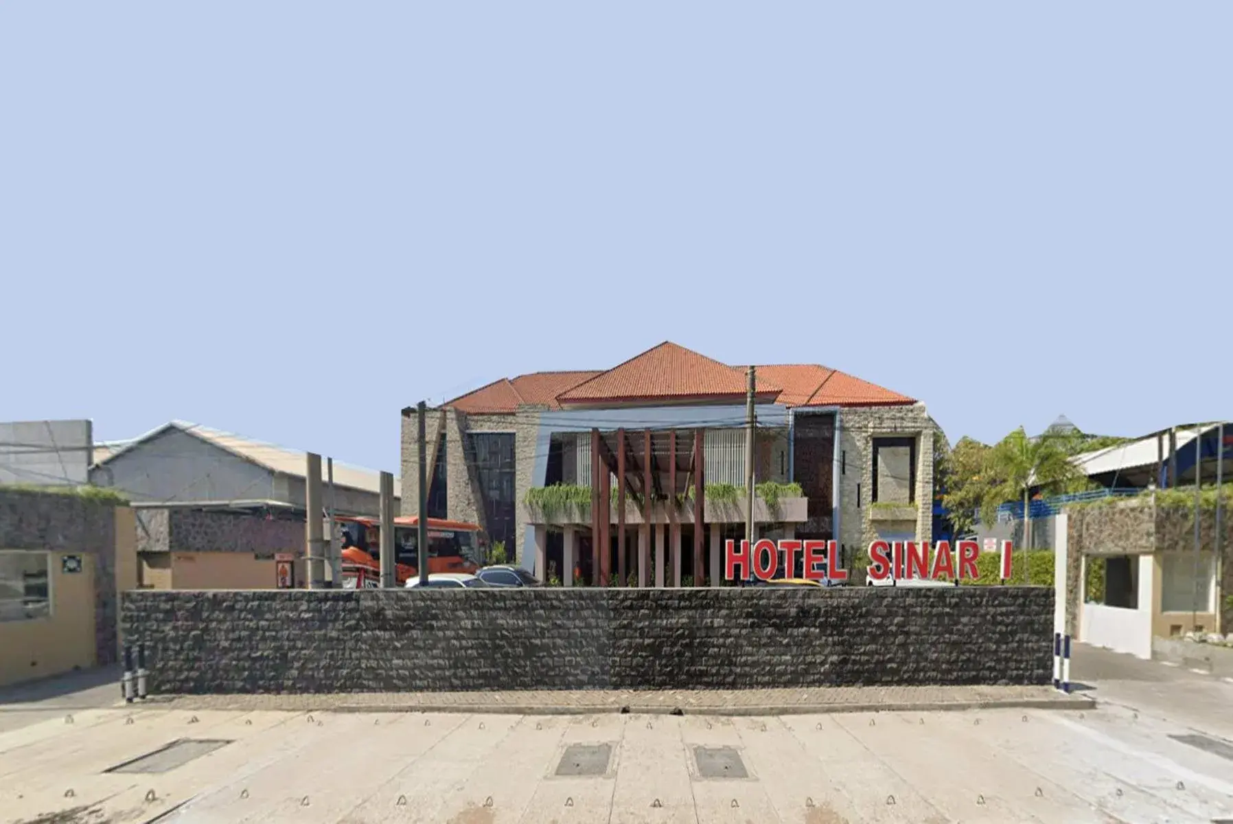 Property Building in Hotel Sinar 1