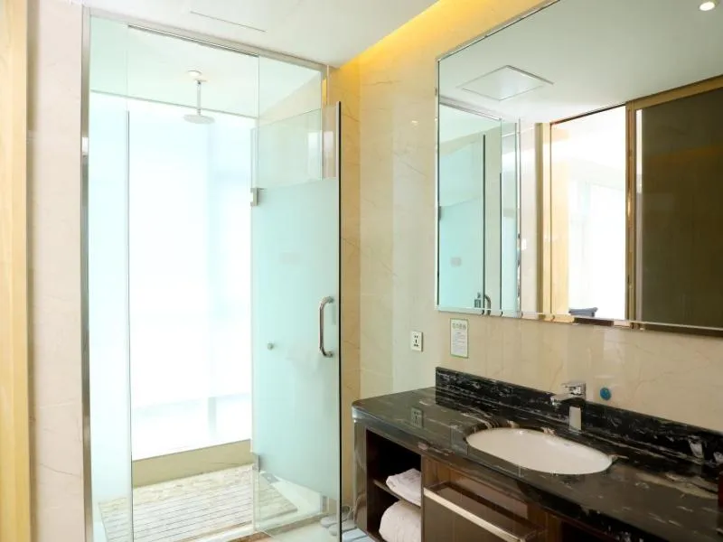 GreenTree Inn Zhumadian high-speed rail station square store