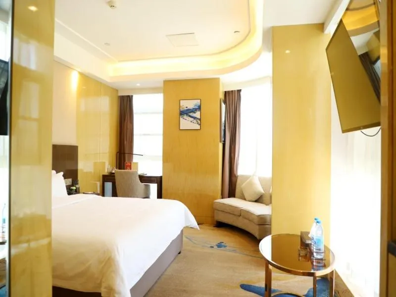 Bed in GreenTree Inn Zhumadian high-speed rail station square store