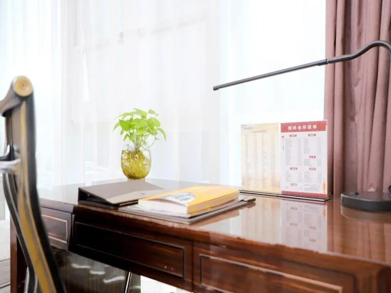 GreenTree Inn Zhumadian high-speed rail station square store