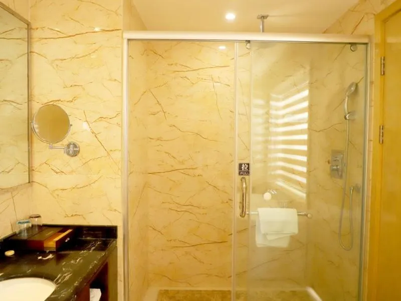 GreenTree Inn Zhumadian high-speed rail station square store