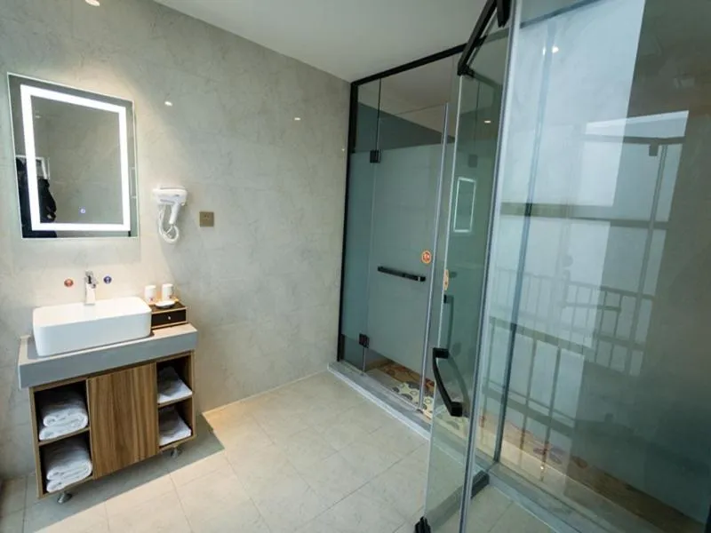 Shell Zhengzhou Zhongyuan Fota Hotel