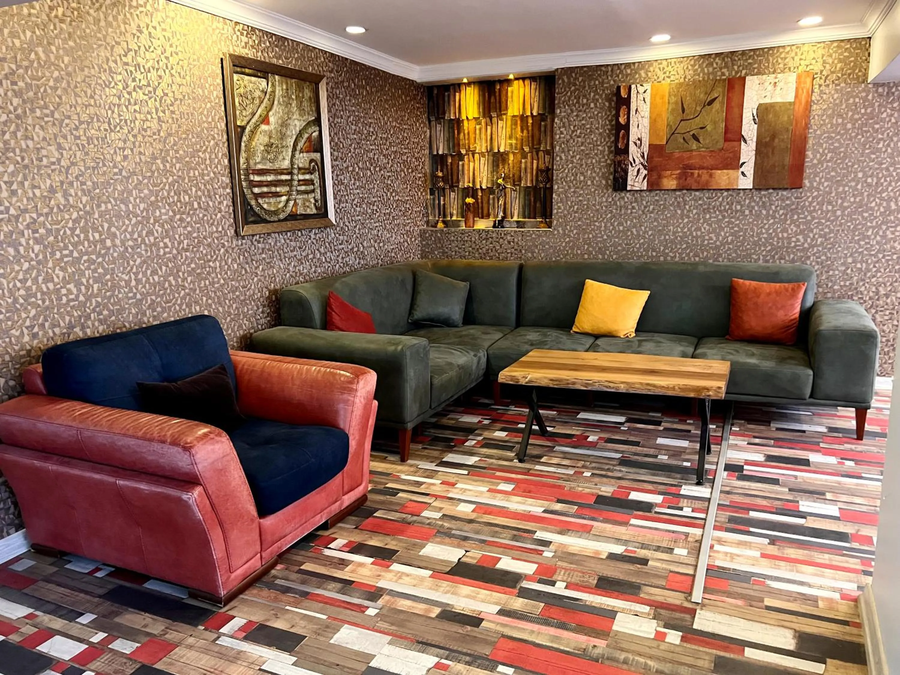 Seating area in Comfort Downtown Istanbul