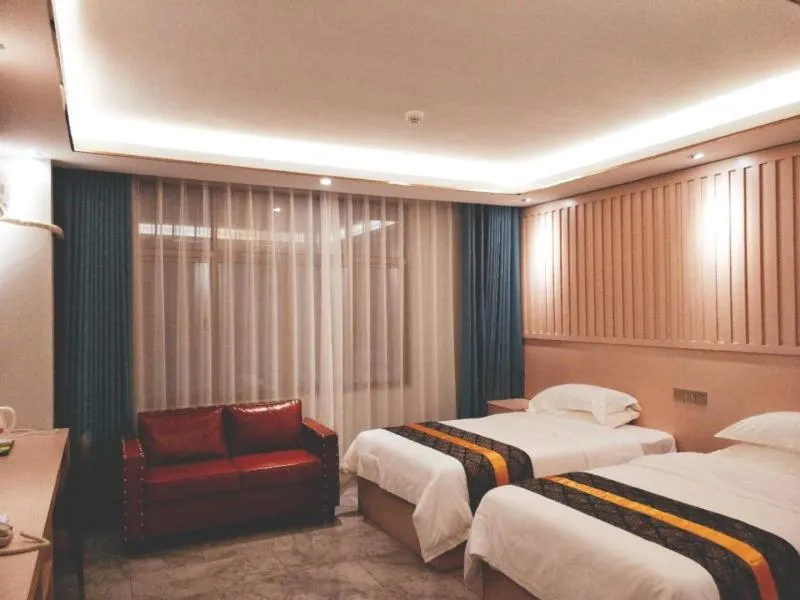 Shell Hainan Ledong County Huangliu Town Bus Station Hotel