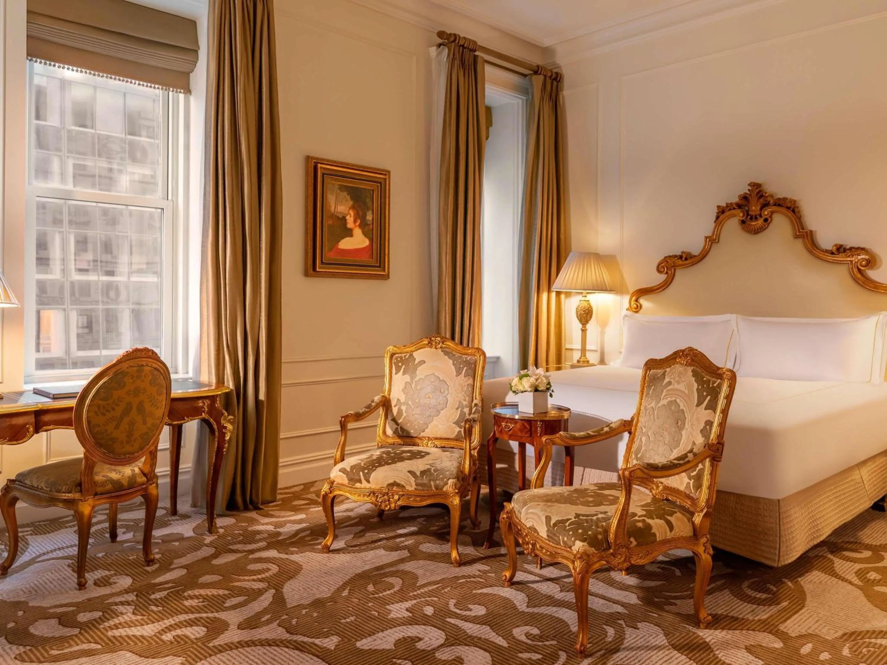 Bedroom, Bed in The Plaza