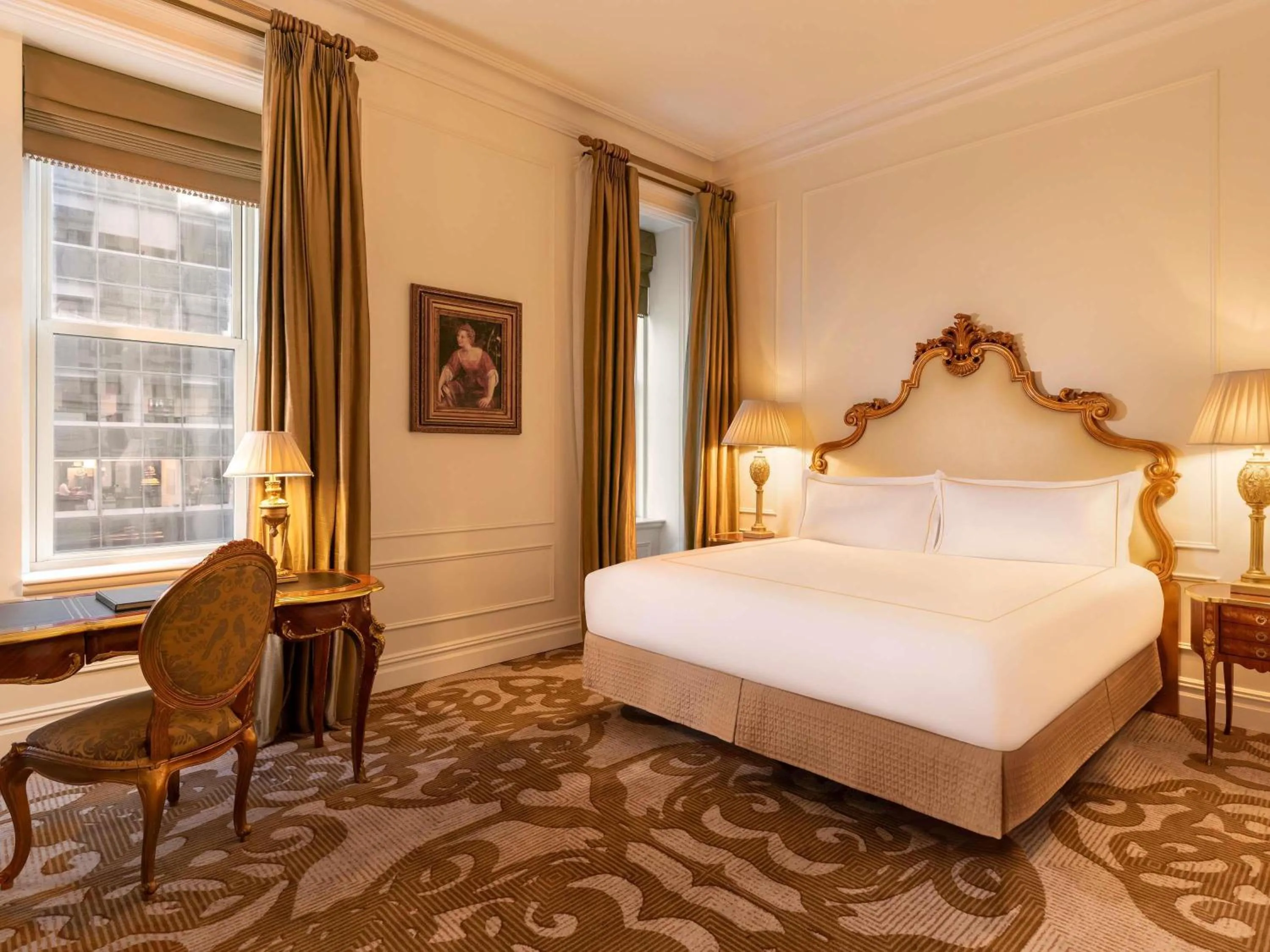 Bedroom, Bed in The Plaza