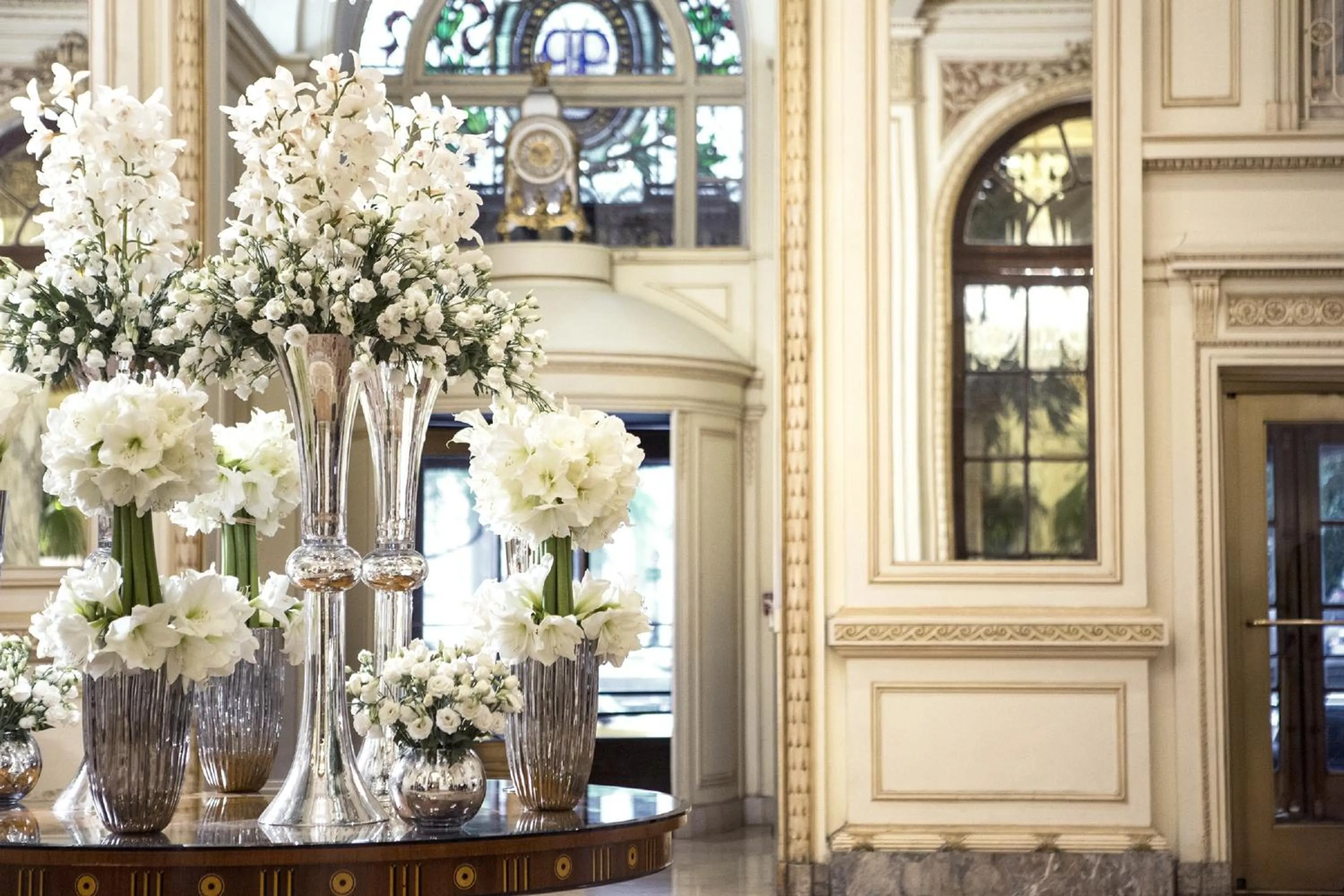 Facade/entrance in The Plaza