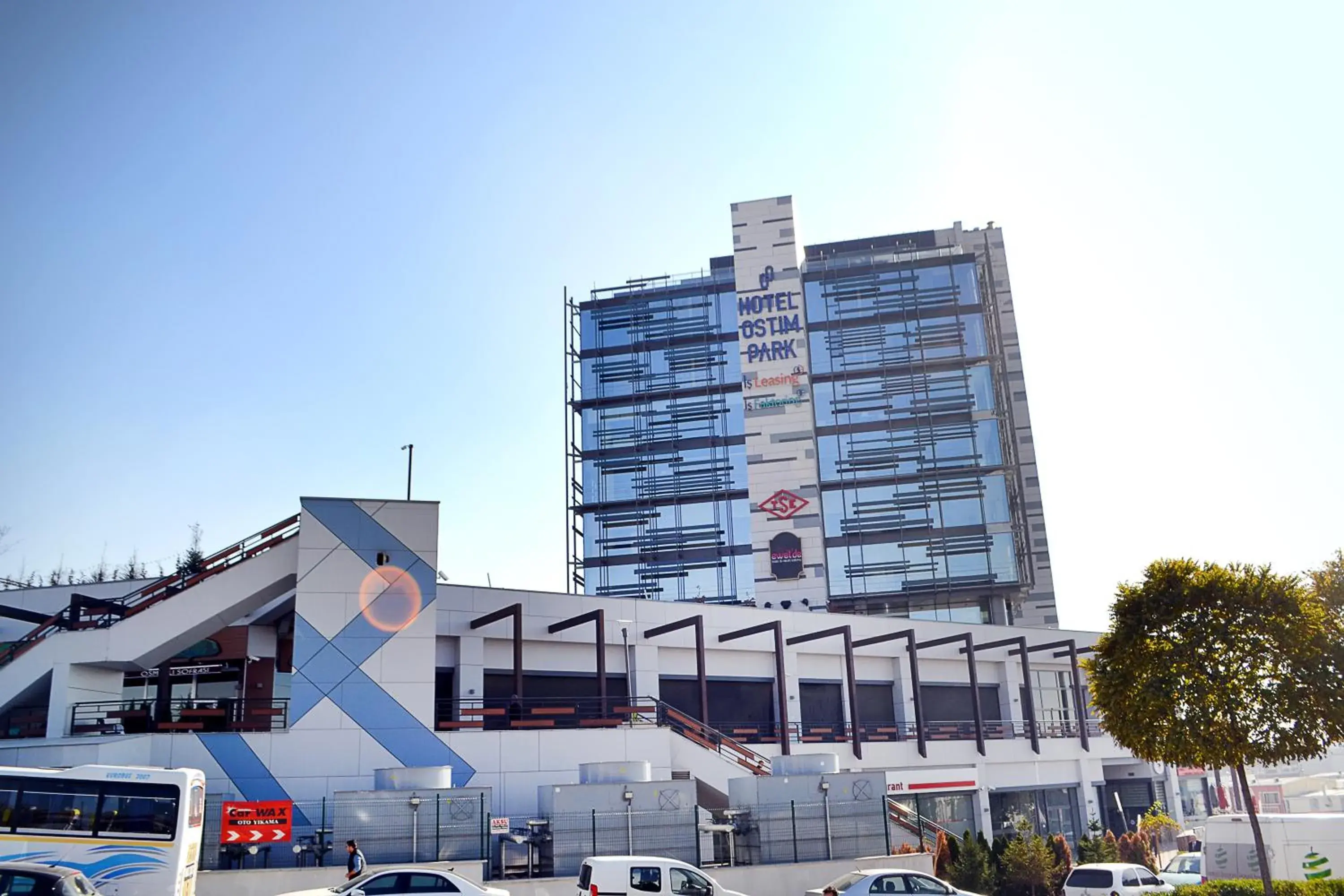 Facade/entrance in Ostimpark Business Hotel Facade/entrance in Ostimpark Business Hotel